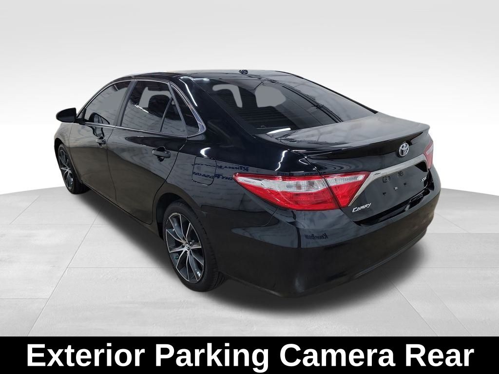 2017 Toyota Camry XLE XSE photo 3