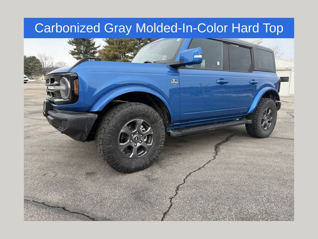 2022 Ford Bronco 4-Door Base's photo