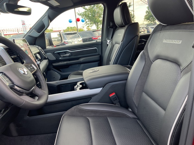 2026 Ram 1500 Laramie photo 3