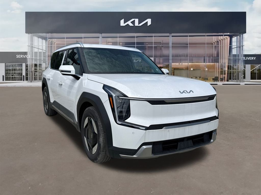2026 Kia EV9 Wind's photo