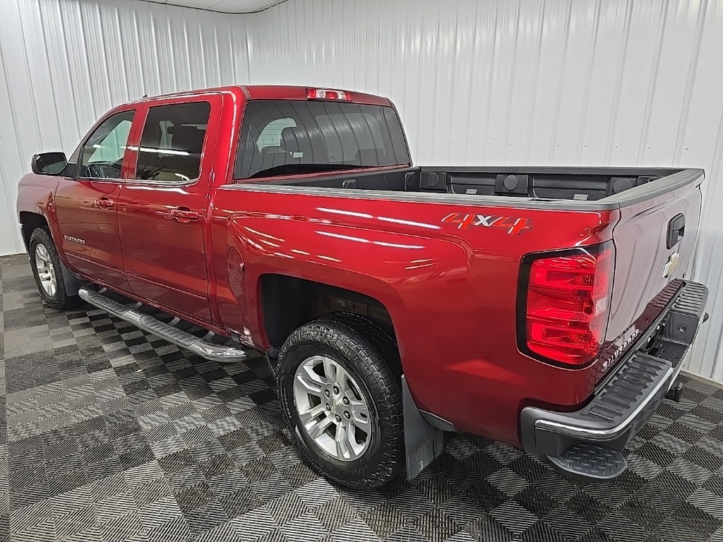 2018 Chevrolet Silverado 1500 LT photo 9