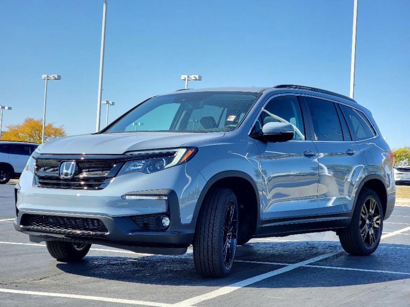 2022 Honda Pilot Special Edition photo 3