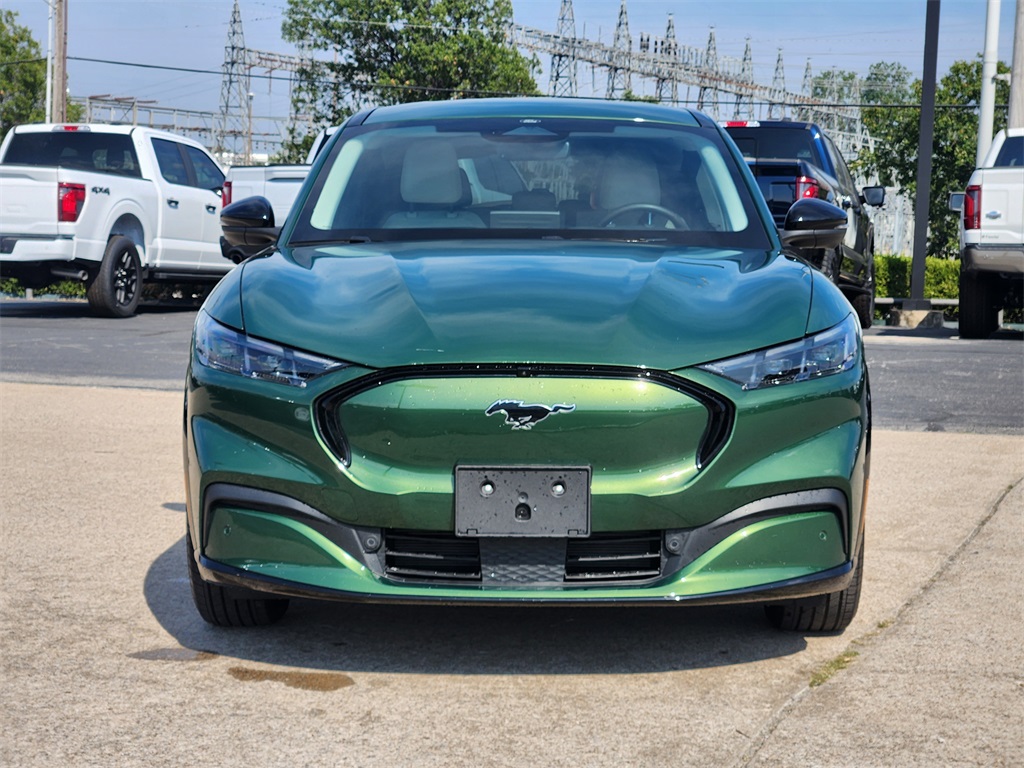 2024 Ford Mustang Mach-E Premium photo 2
