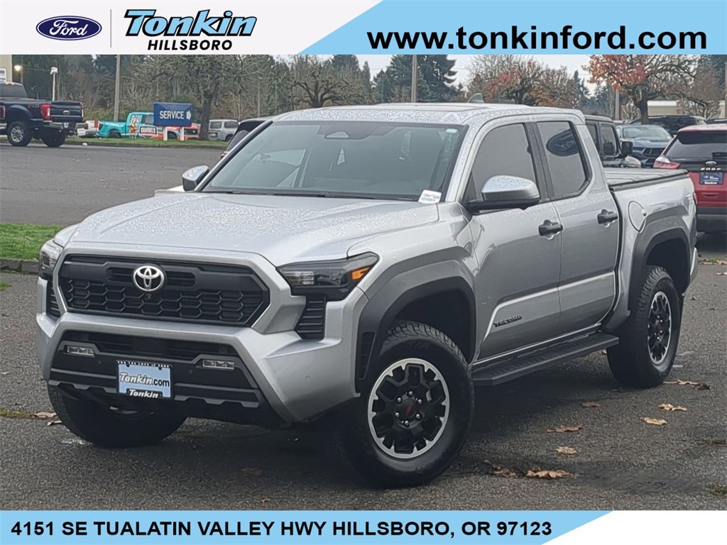 2024 Toyota Tacoma TRD Off Road's photo