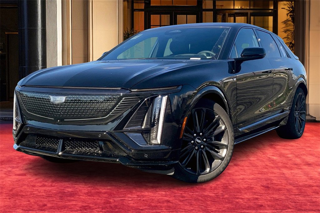 2026 Cadillac LYRIQ V Premium's photo