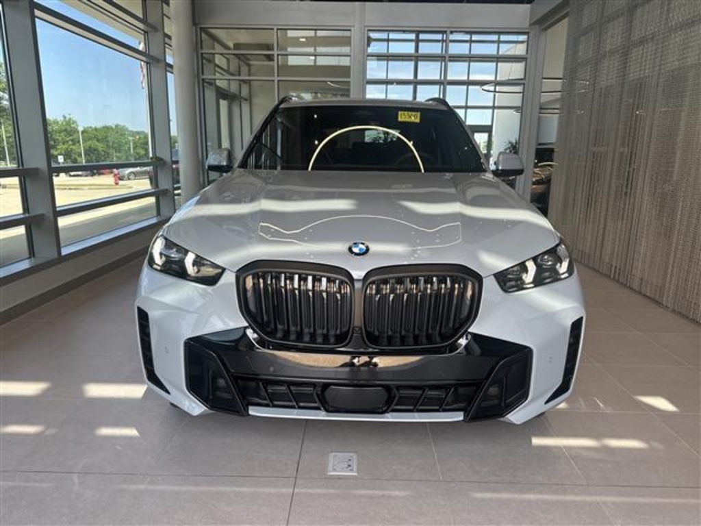 2026 Bmw X5 xDrive40i photo 2