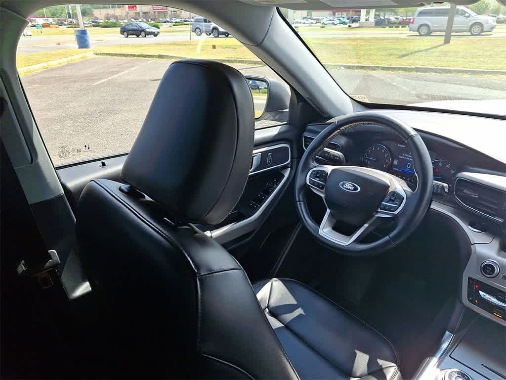 2022 Ford Explorer XLT photo 15