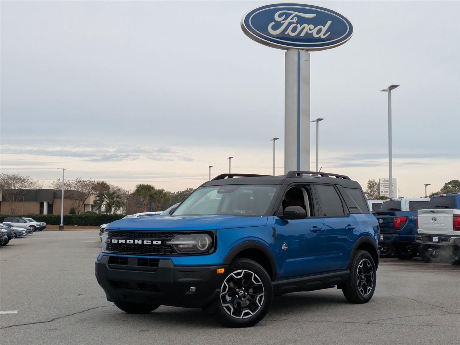 2025 Ford Bronco Sport Outer Banks's photo