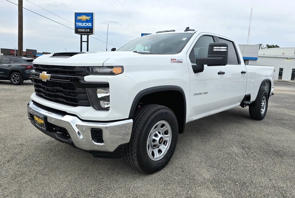 2026 Chevrolet Silverado 3500HD Work Truck's photo