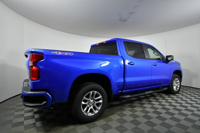 2025 Chevrolet Silverado 1500 RST photo 9