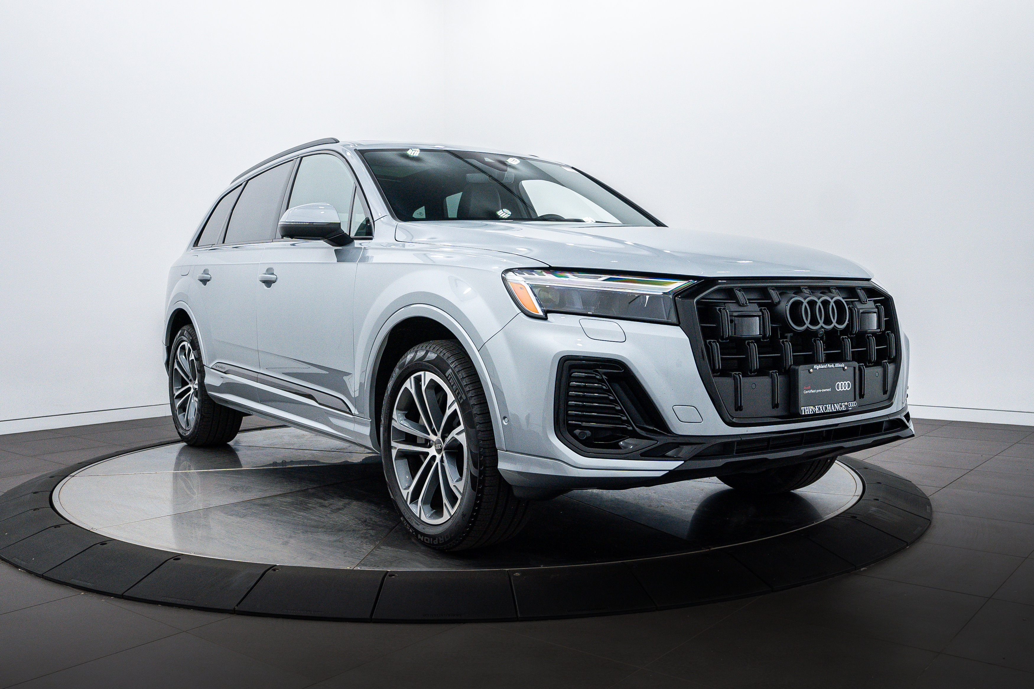 Certified Used 2025 Satellite Silver Metallic Audi Premium Plus image 1
