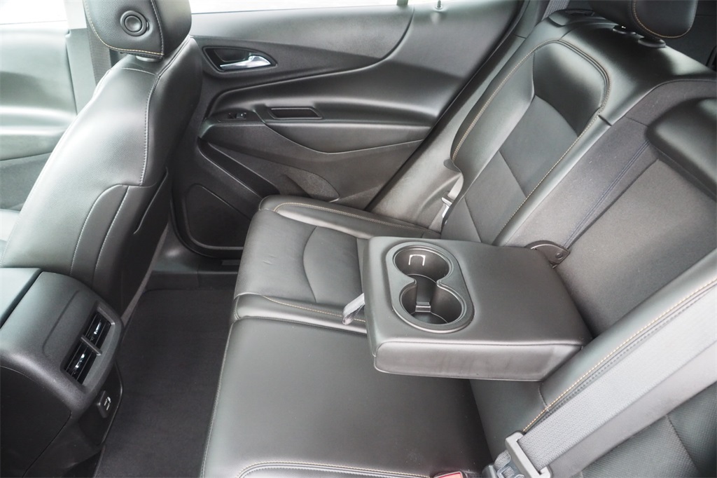 2021 Chevrolet Equinox LT photo 17