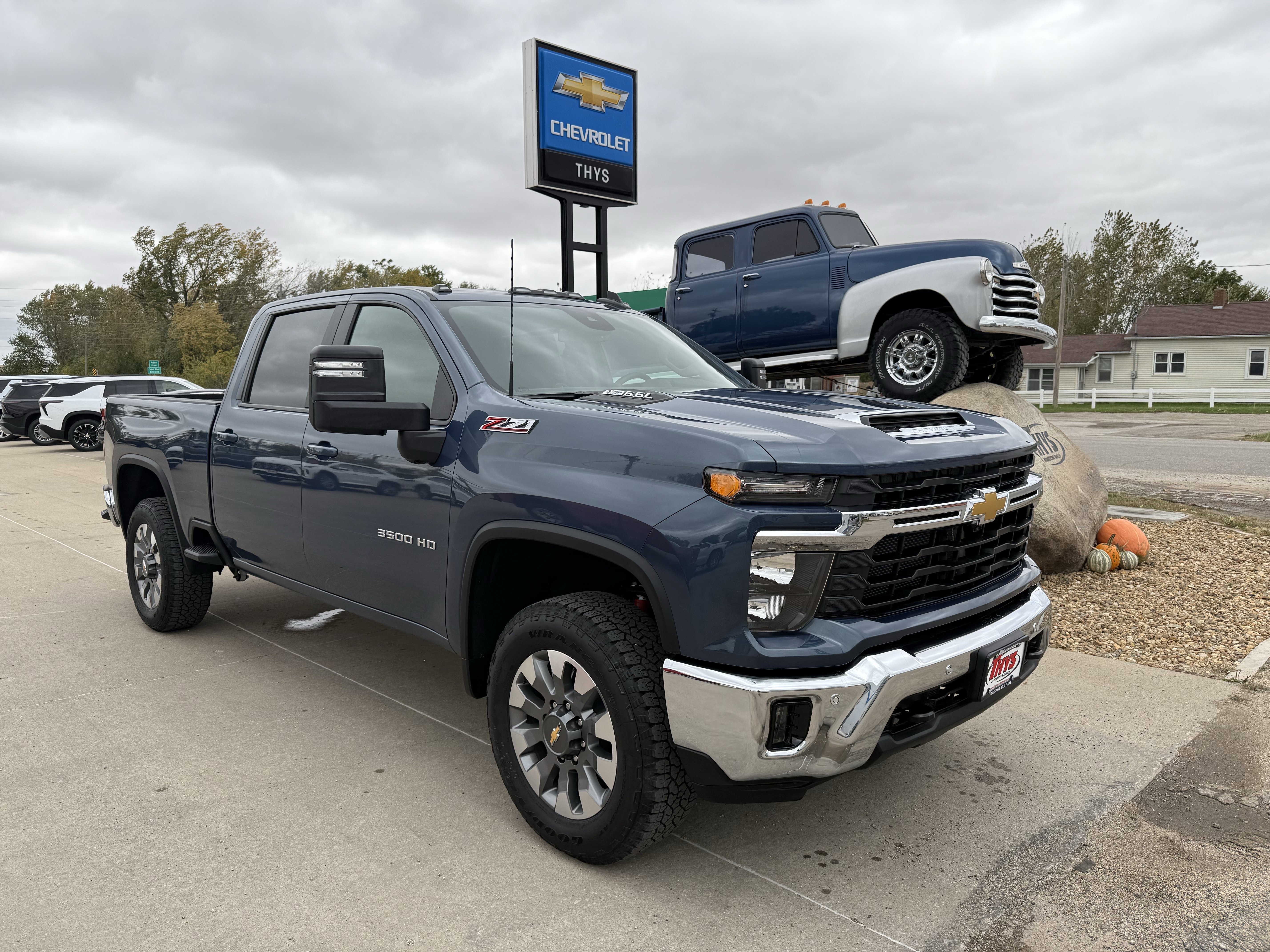 2026 Chevrolet Silverado 3500HD LT's photo
