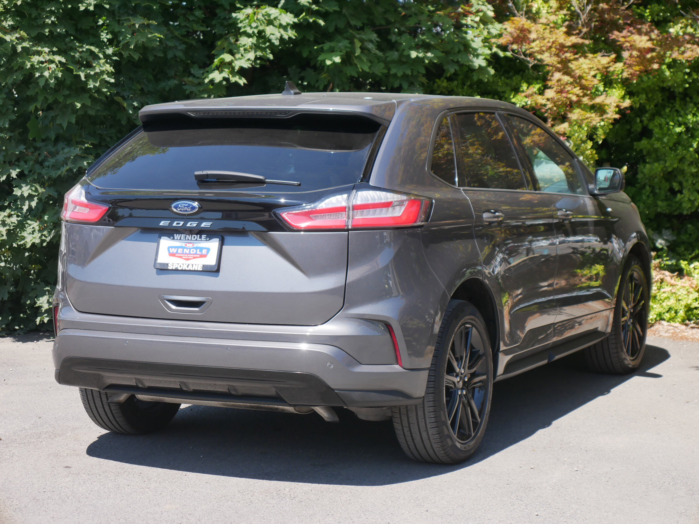 2024 Ford Edge ST-Line photo 24