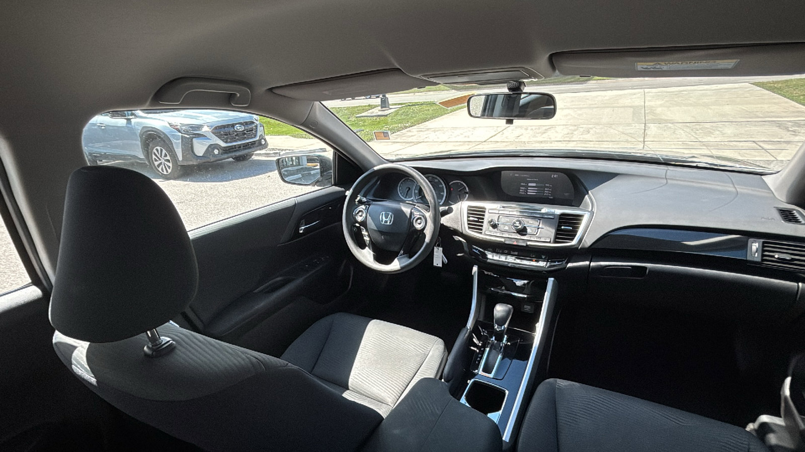 2016 Honda Accord LX photo 21