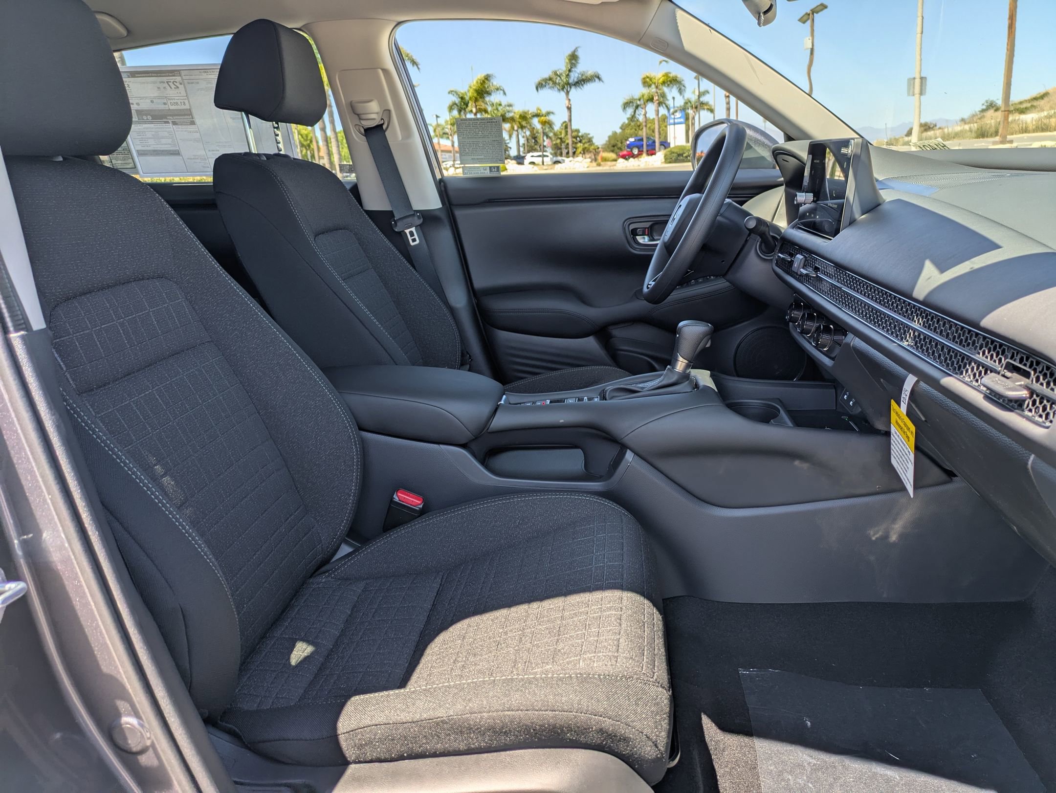 2026 Honda HR-V LX photo 17
