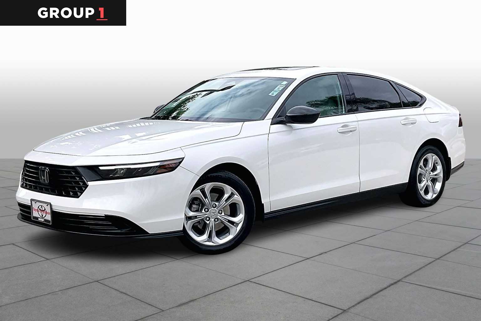 2025 Honda Accord SE's photo