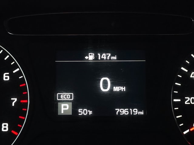2019 Kia Sorento LX photo 2