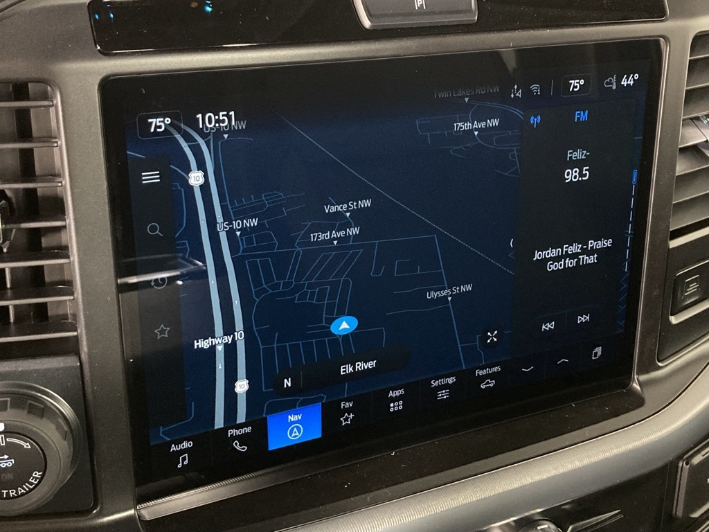 2025 Ford F-150 Lariat photo 3
