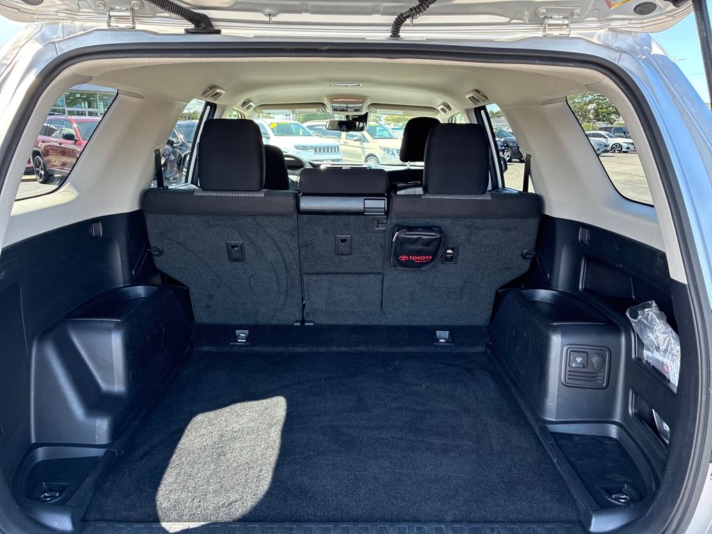 2024 Toyota 4Runner SR5 photo 21