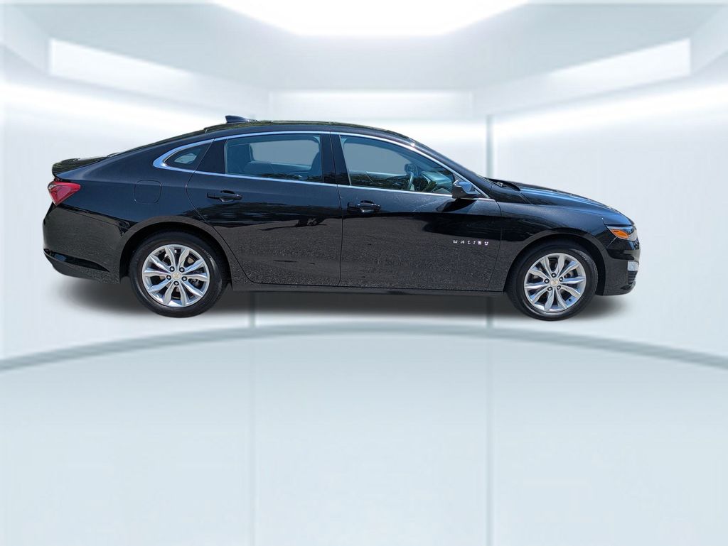 2022 Chevrolet Malibu 1LT photo 6