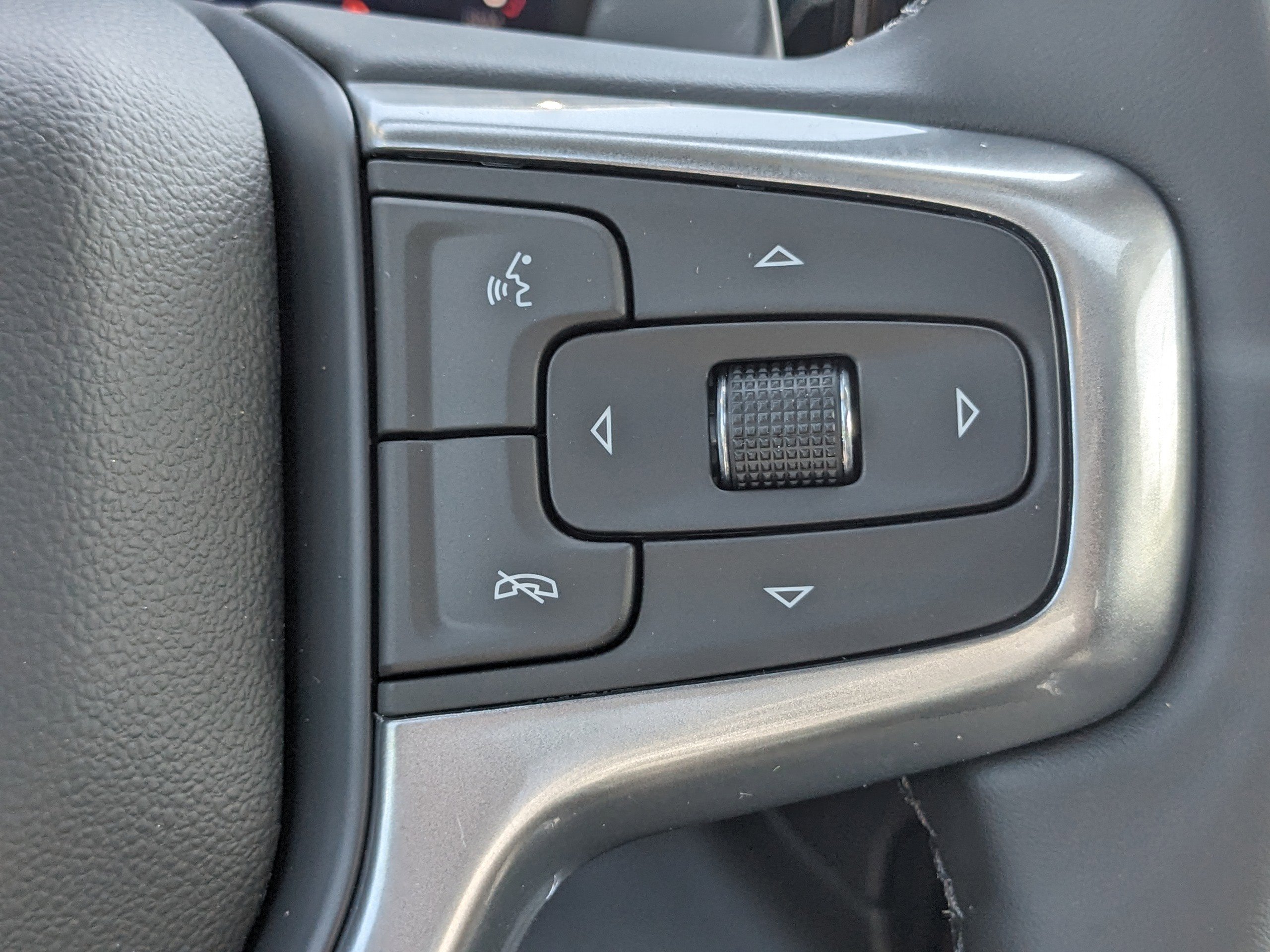 2025 Chevrolet Silverado 1500 RST photo 28