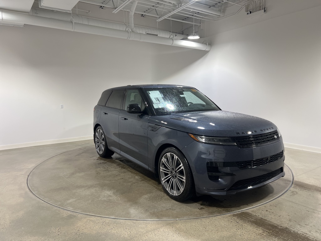 2025 Land Rover Range Rover Sport SE photo 6