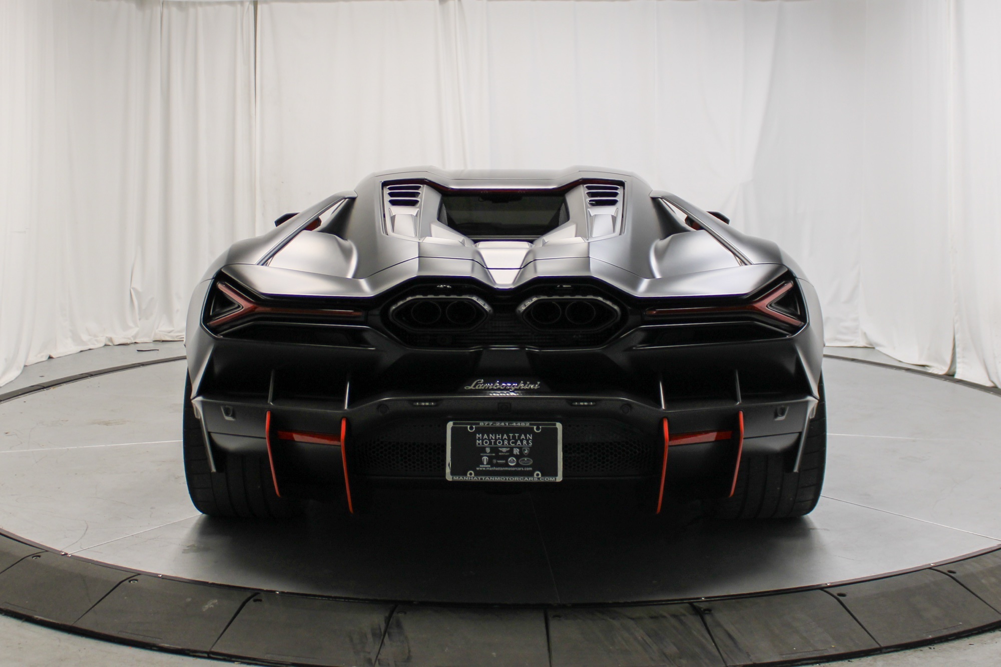 2025 Lamborghini Revuelto photo 4