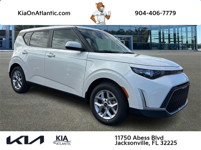 2025 Kia Soul LX's photo