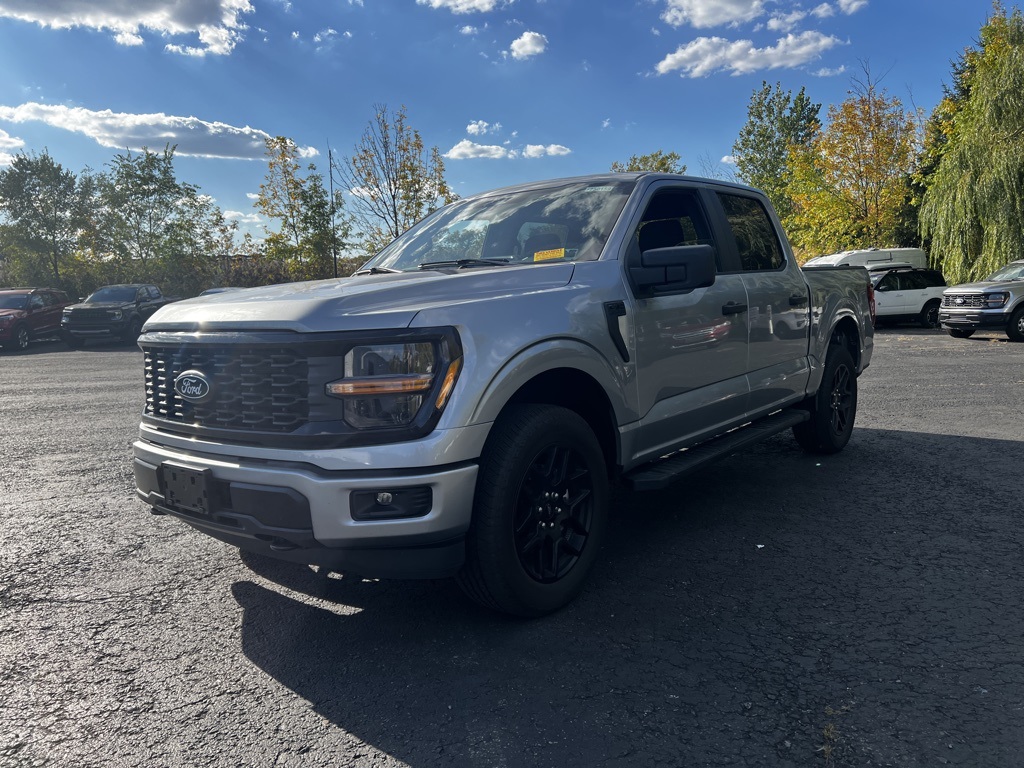 2025 Ford F-150 STX photo 8