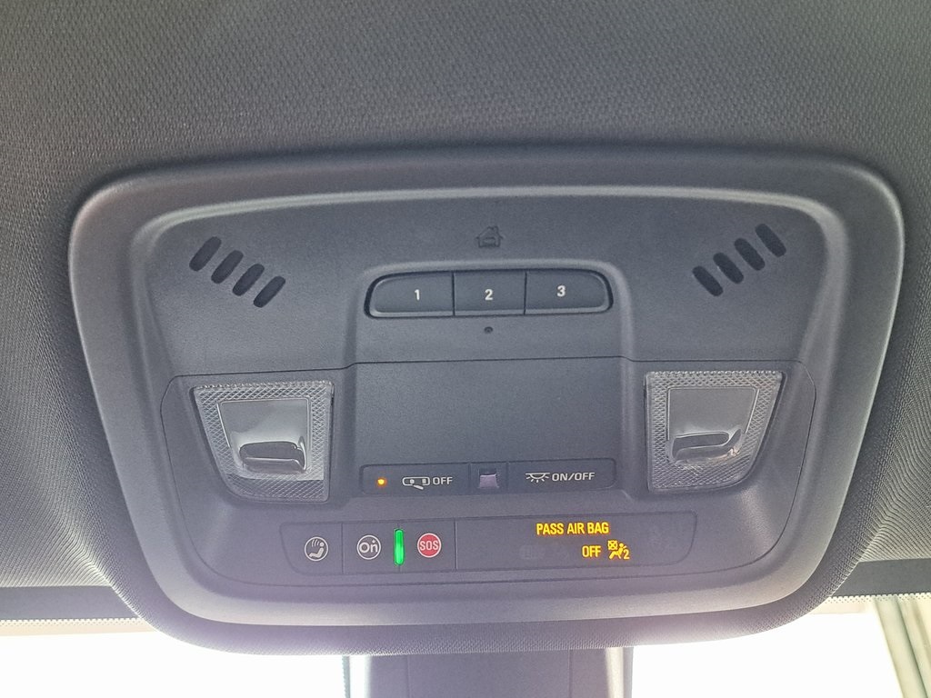 2023 Chevrolet Traverse Cloth photo 19
