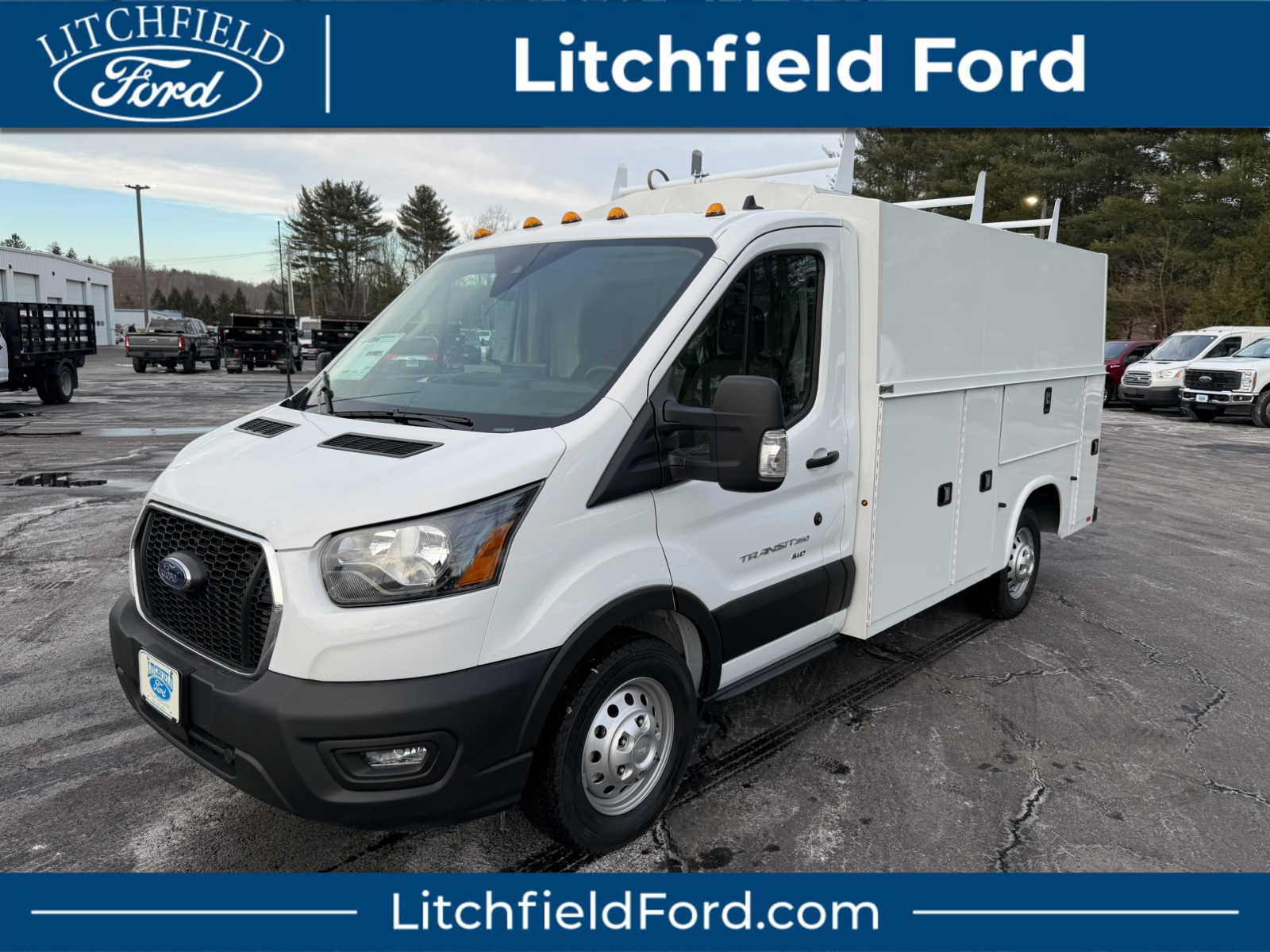 2024 Ford Transit Cutaway Base's photo