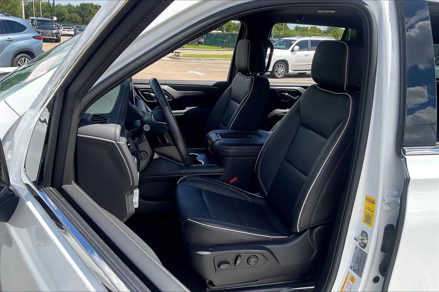 2022 Gmc Yukon SLT photo 6