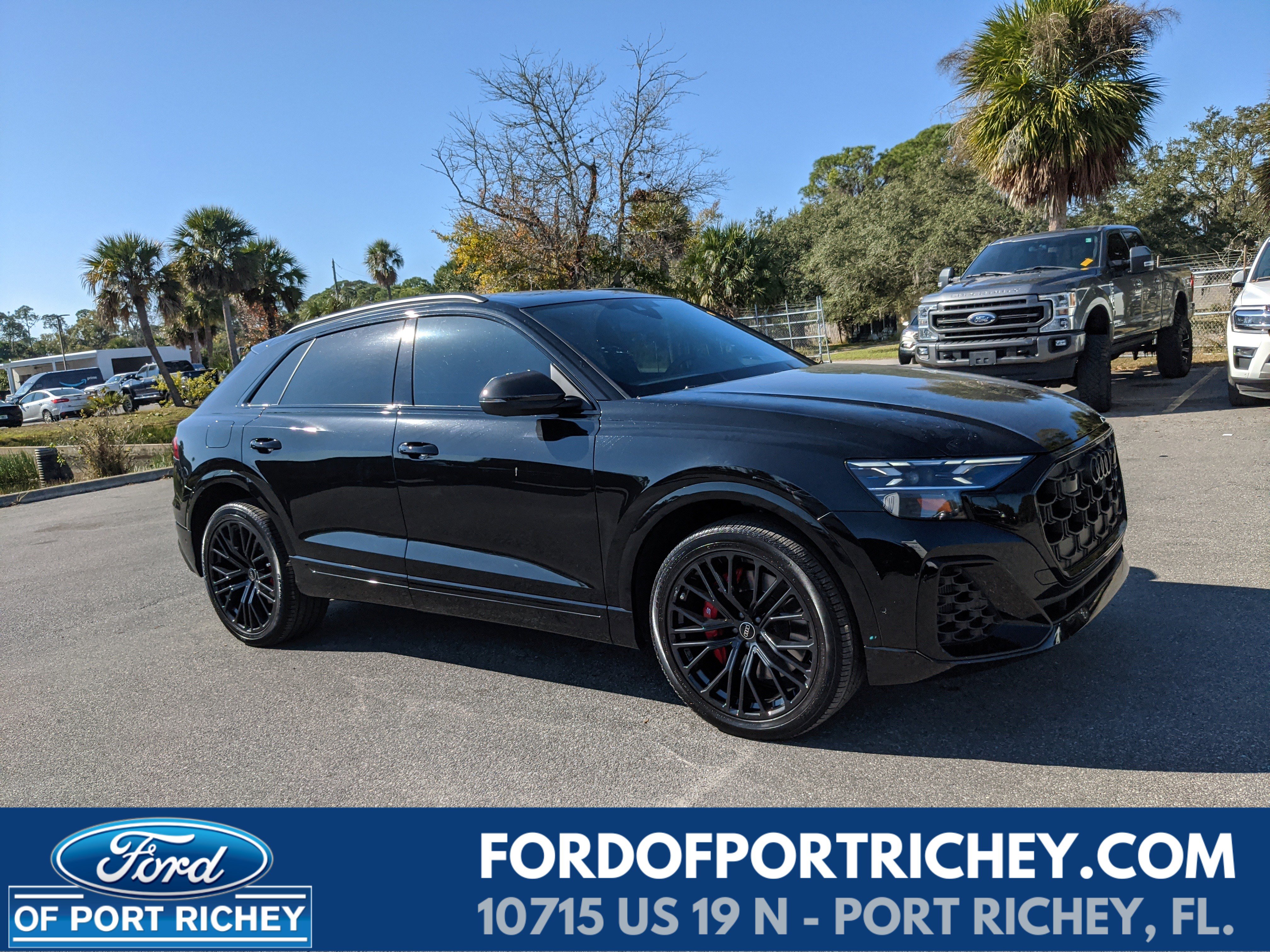 2024 Audi SQ8 Prestige's photo