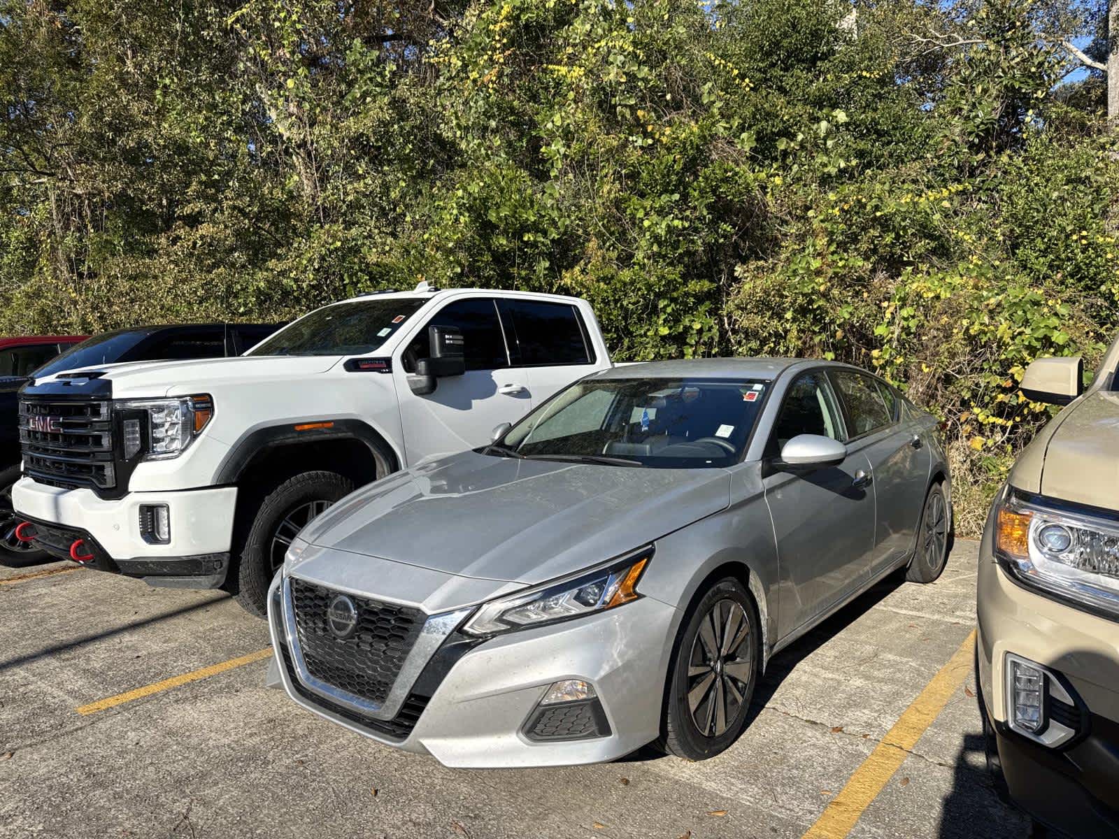 2022 Nissan Altima SV's photo