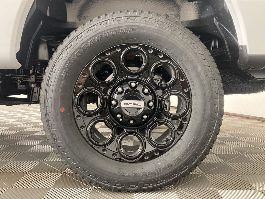 2025 Ford F-350 photo 8