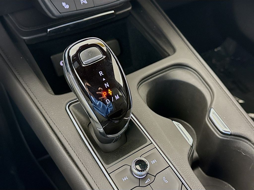 2023 Cadillac XT4 Luxury photo 14