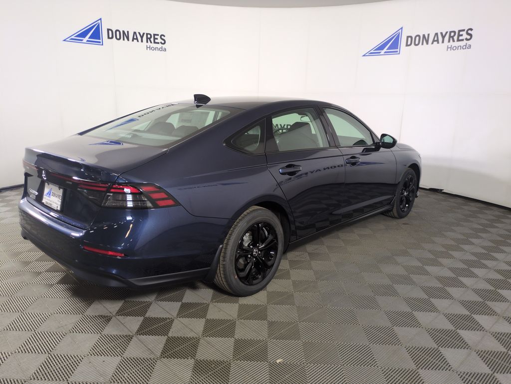 2025 Honda Accord SE photo 5