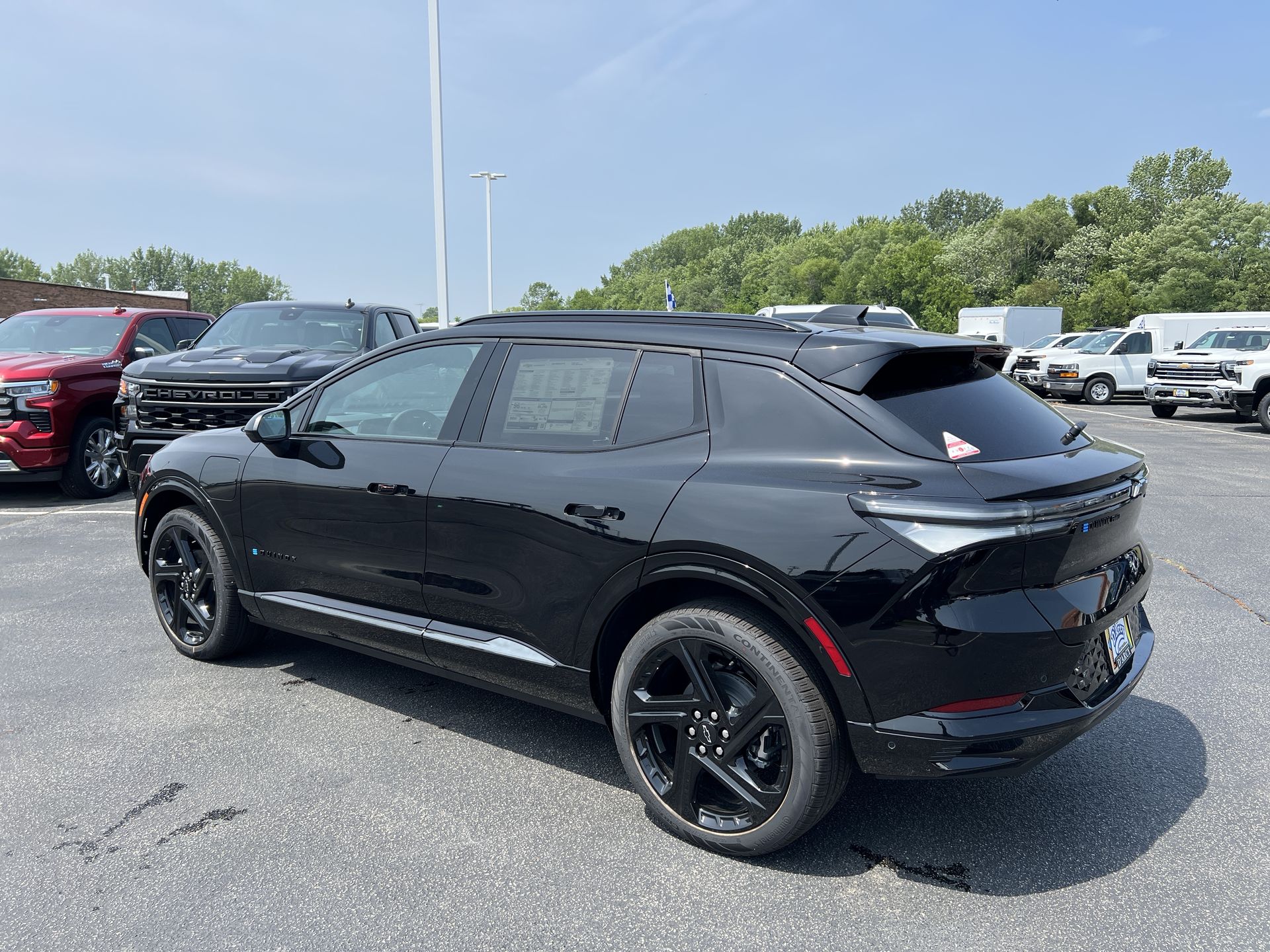 2025 Chevrolet Equinox EV 3RS photo 3