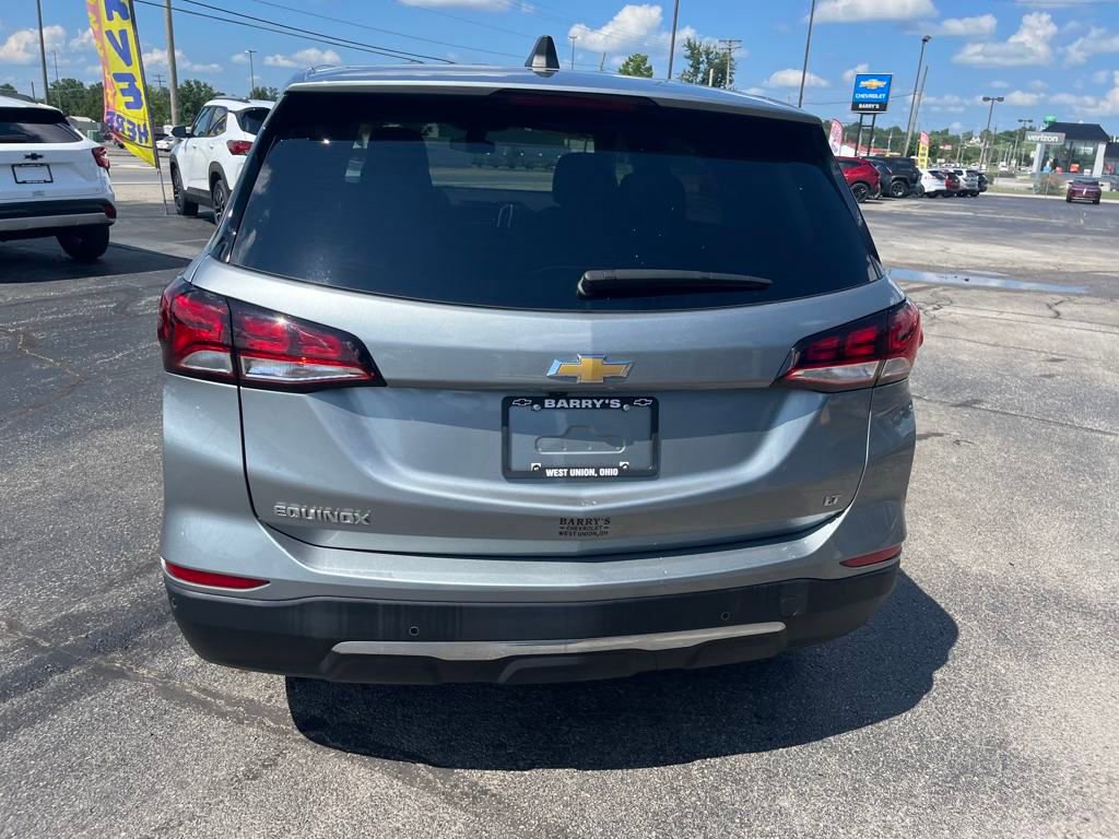 2023 Chevrolet Equinox LT photo 3