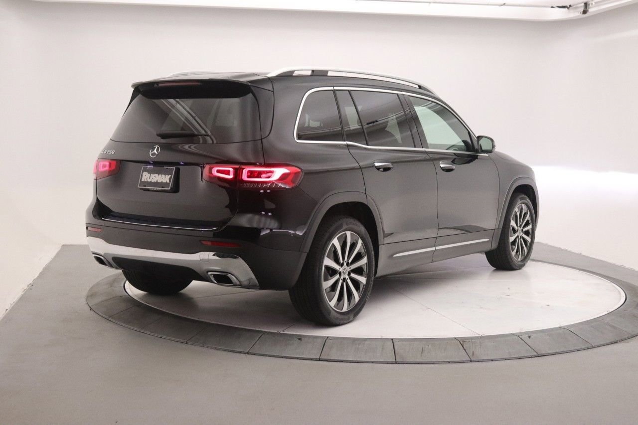 2023 Mercedes Benz GLB 250 photo 4