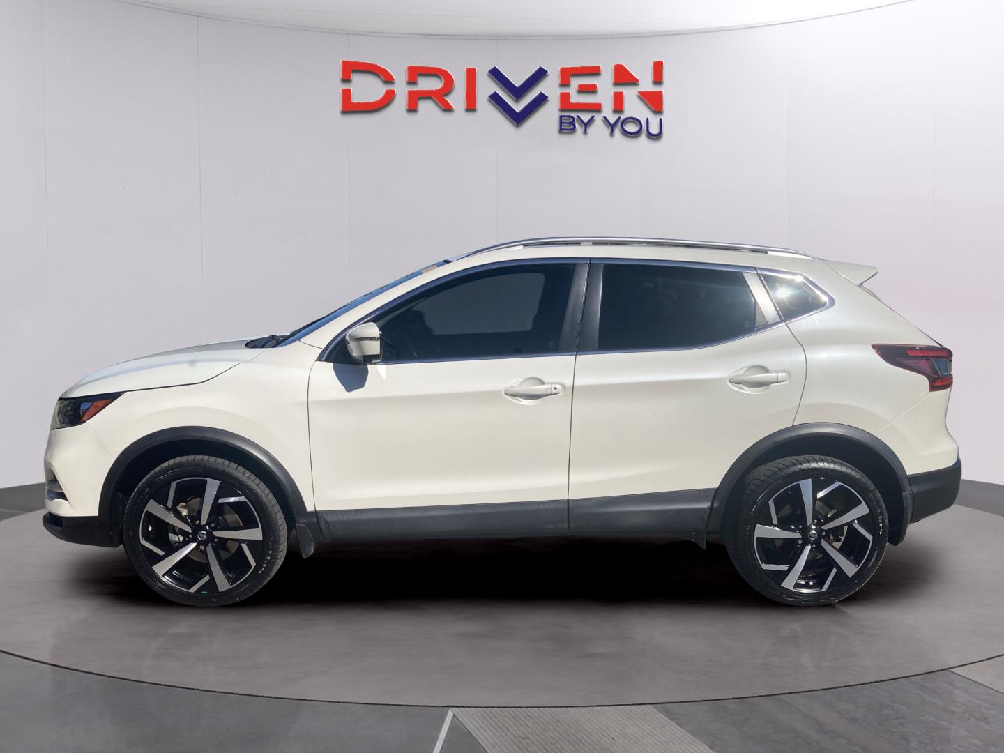 2020 Nissan Rogue Sport SL photo 2