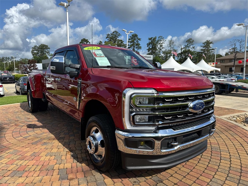 2024 Ford F-350 King Ranch photo 3