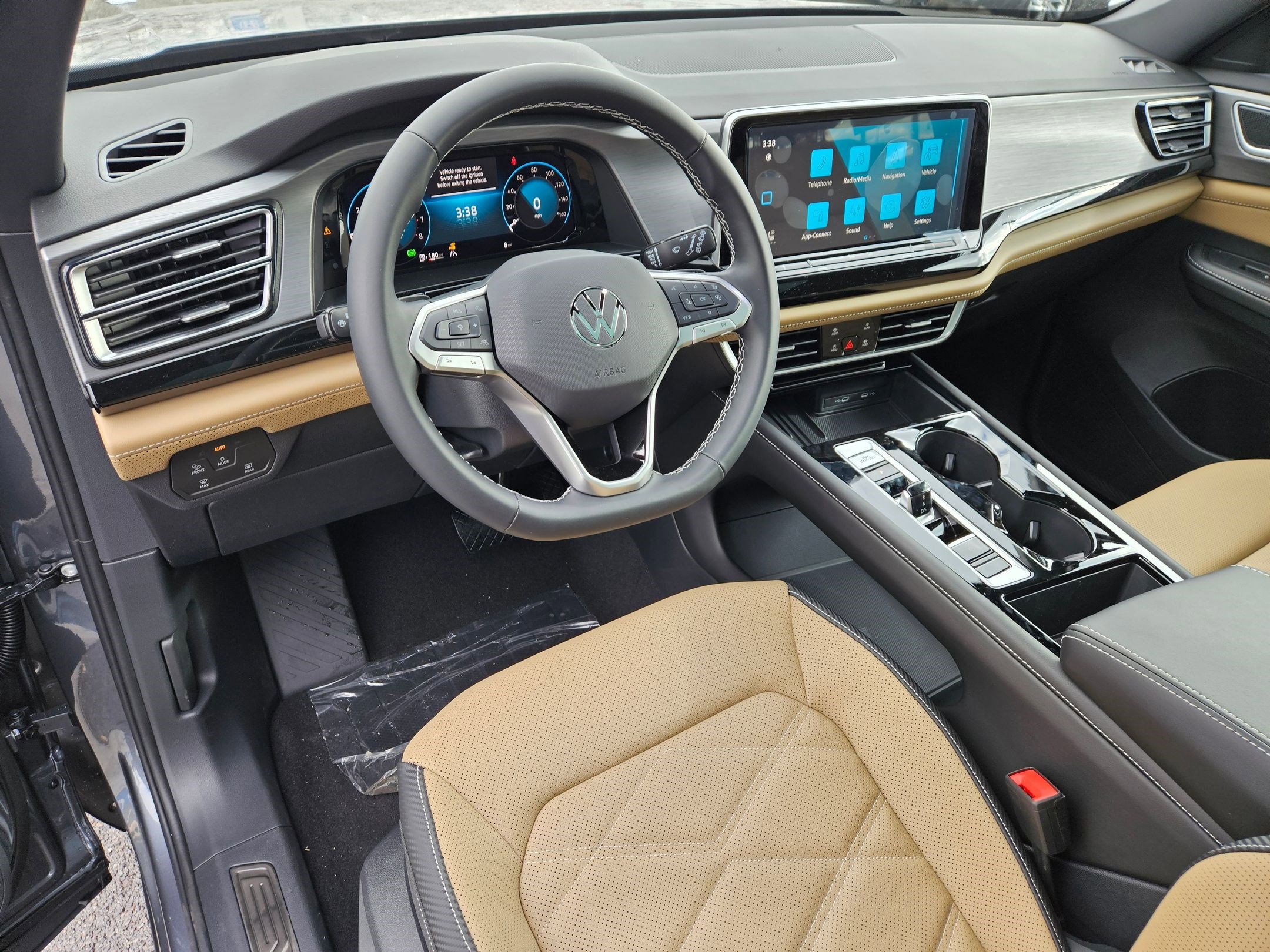 2025 Volkswagen Atlas Cross Sport SE Technology photo 7
