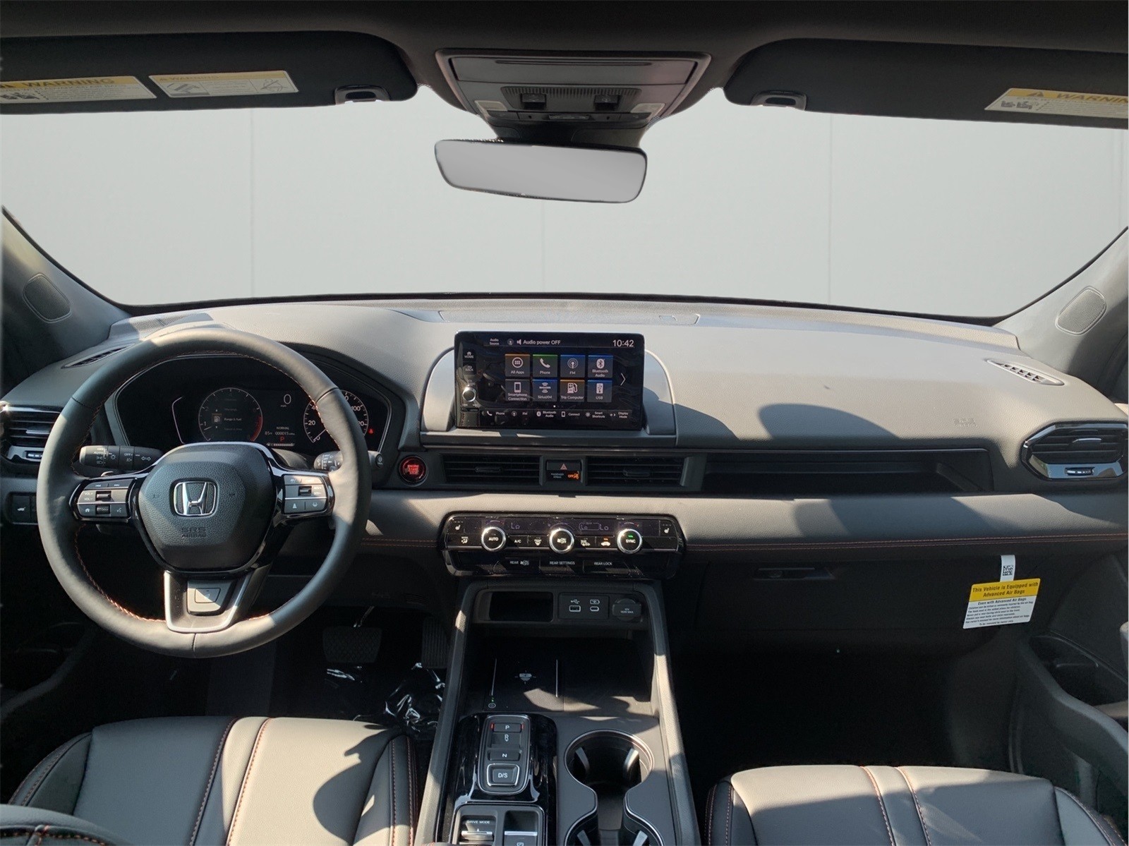 2025 Honda Pilot TrailSport photo 18