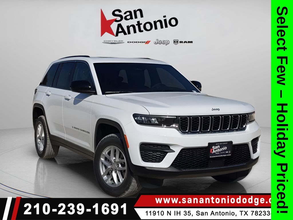 2025 Jeep Grand Cherokee Laredo's photo