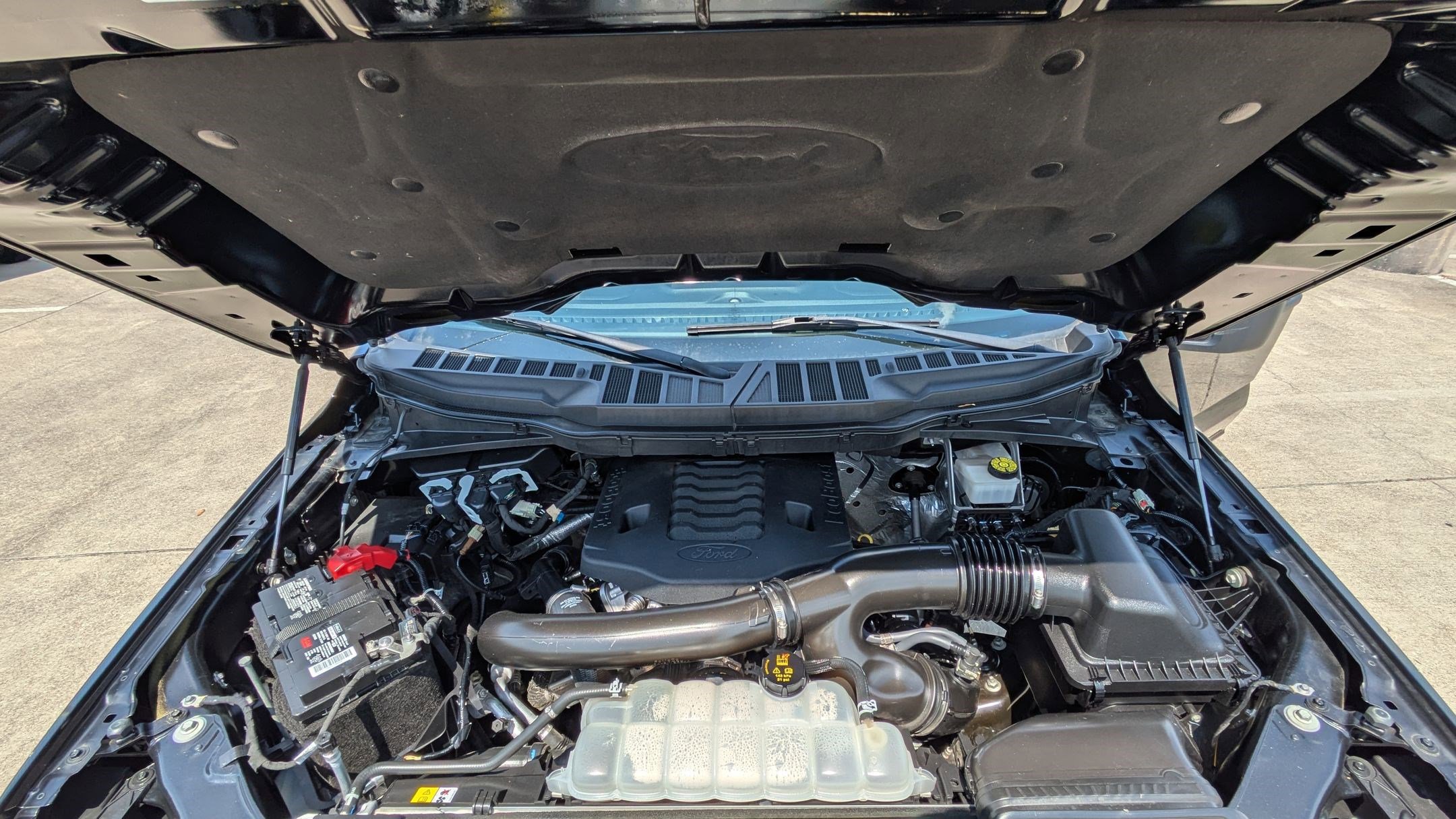 2023 Ford F-150 XLT photo 30