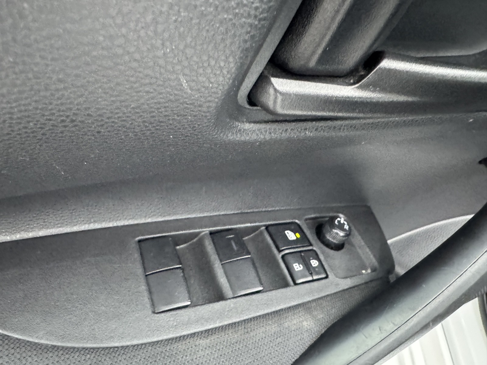 2023 Toyota Corolla LE photo 29