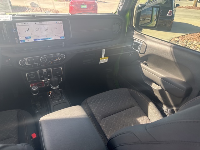 2025 Jeep Gladiator Mojave photo 15