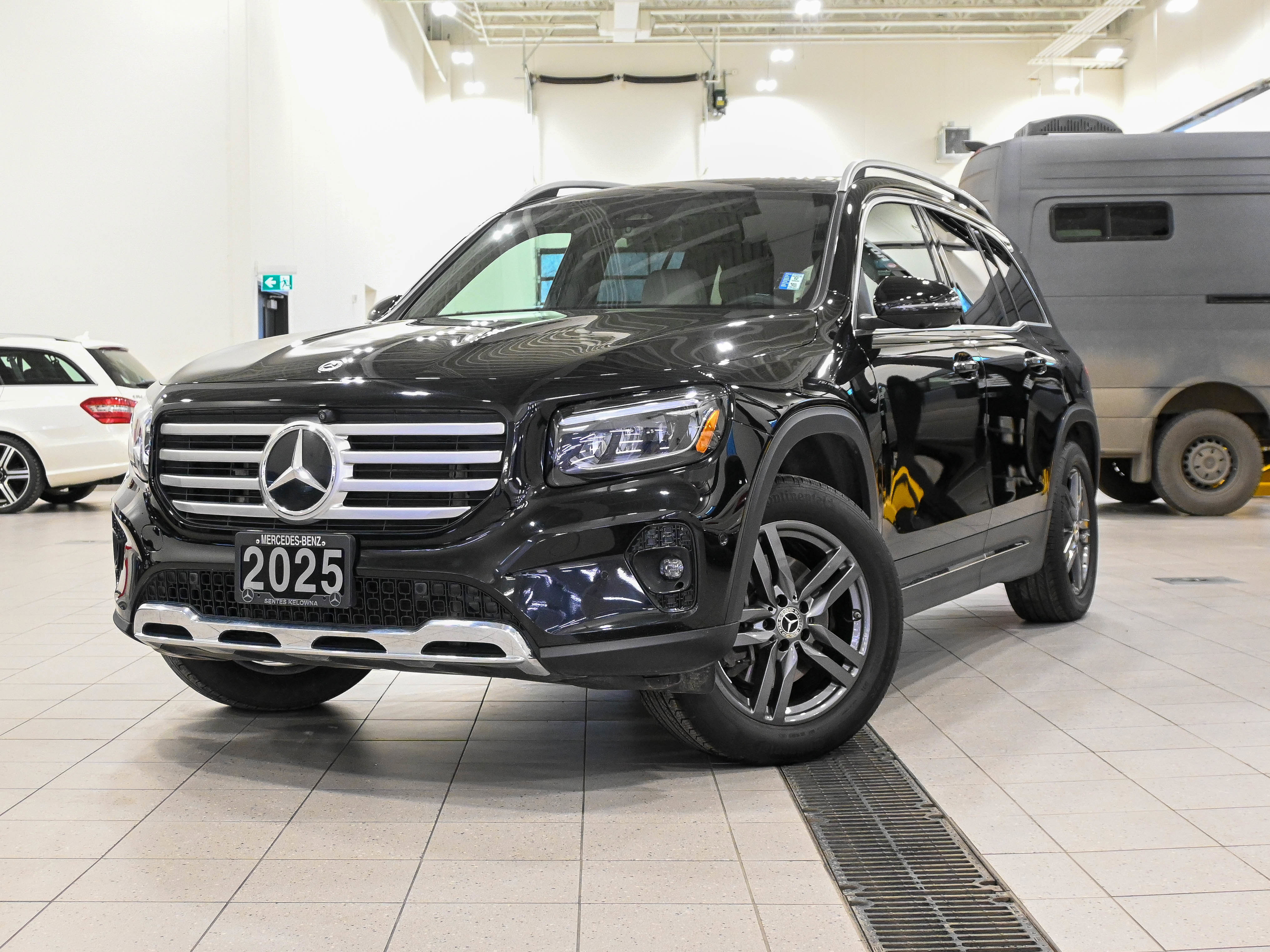 2025 Mercedes-Benz GLB 250 4MATIC